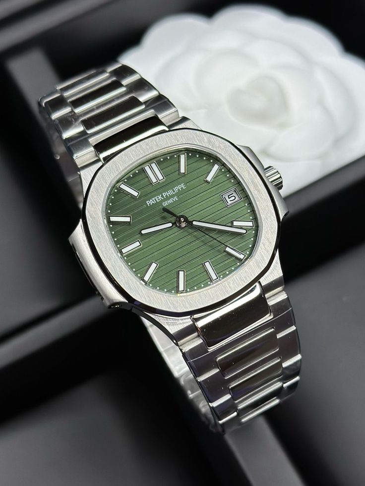 Montre Nautilus Acier Cadran Vert