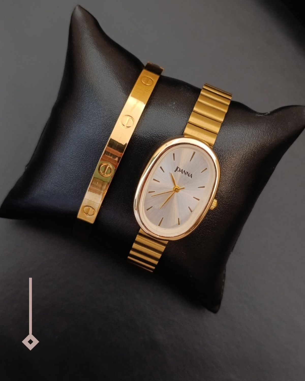 Montre Ovale Femme Elegante Doree (Variante 3)